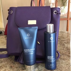Monat purse with full size shampoo and conditioner